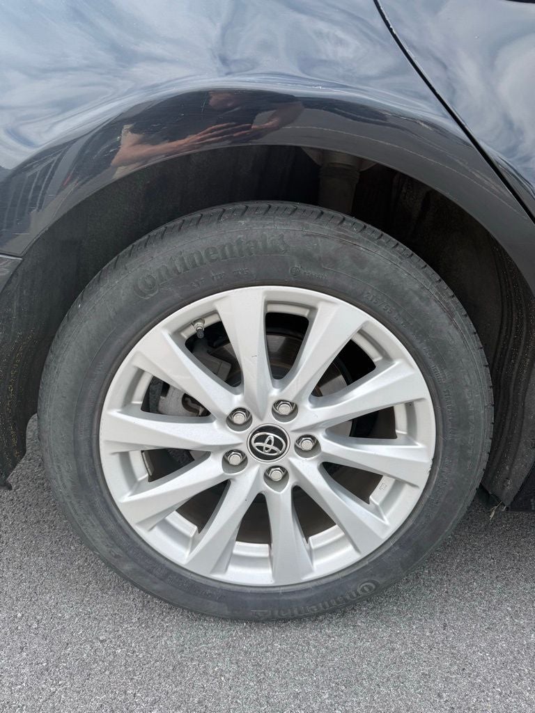 2018 Toyota CAMRY LE