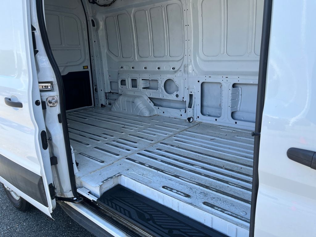 2023 Ford Transit-250 Base