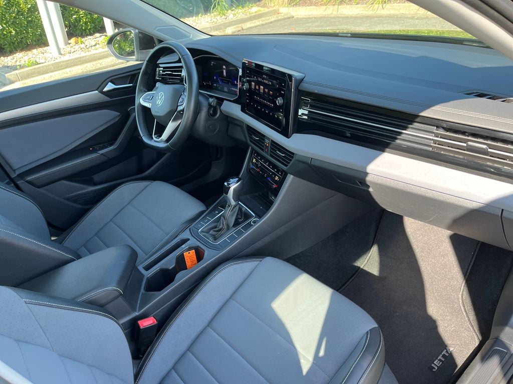 2025 Volkswagen Jetta 1.5T SE