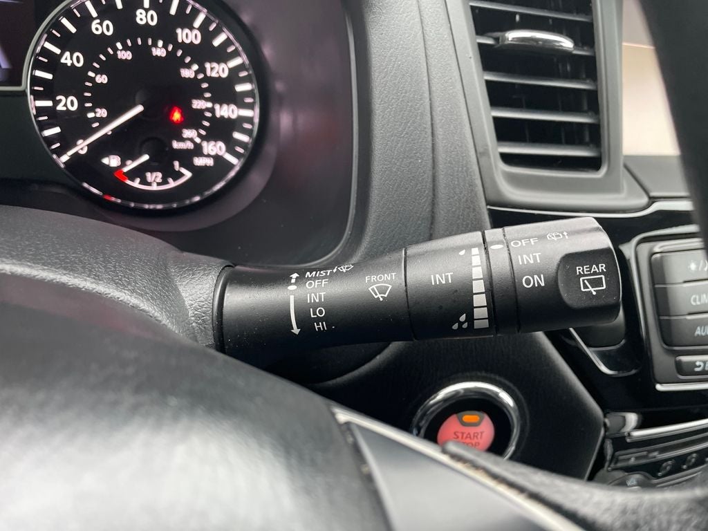 2019 Nissan Pathfinder S