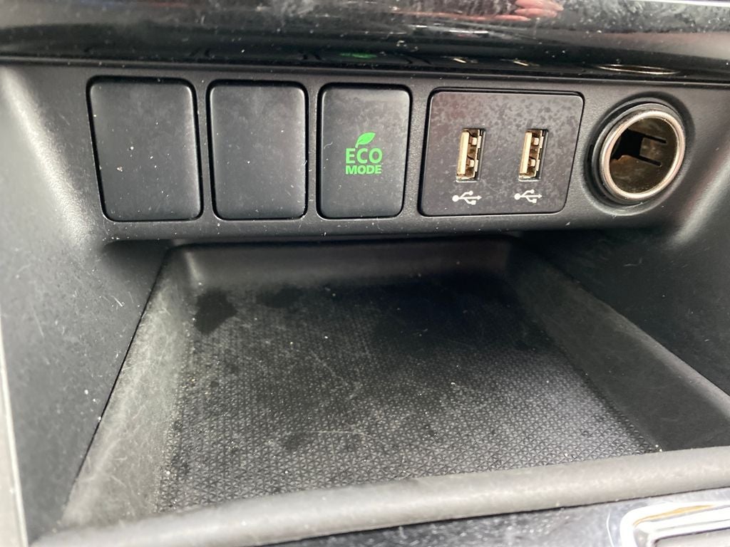 2025 Mitsubishi Eclipse Cross SE