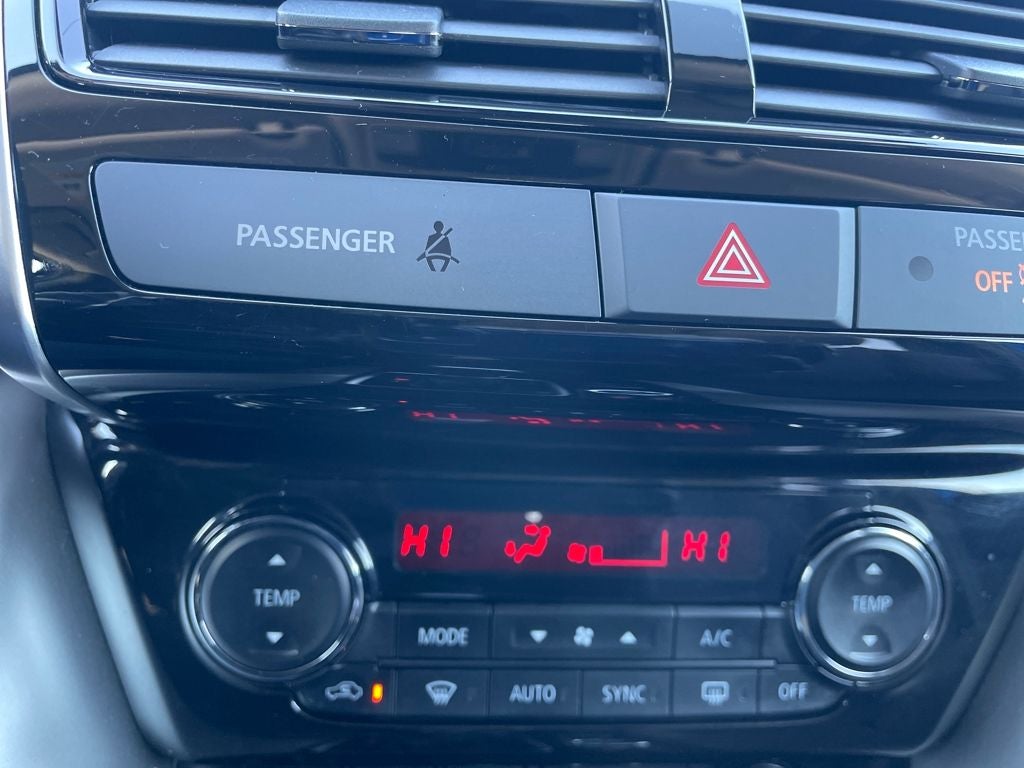 2025 Mitsubishi Eclipse Cross SE