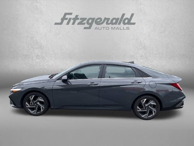 2025 Hyundai Elantra SEL Convenience