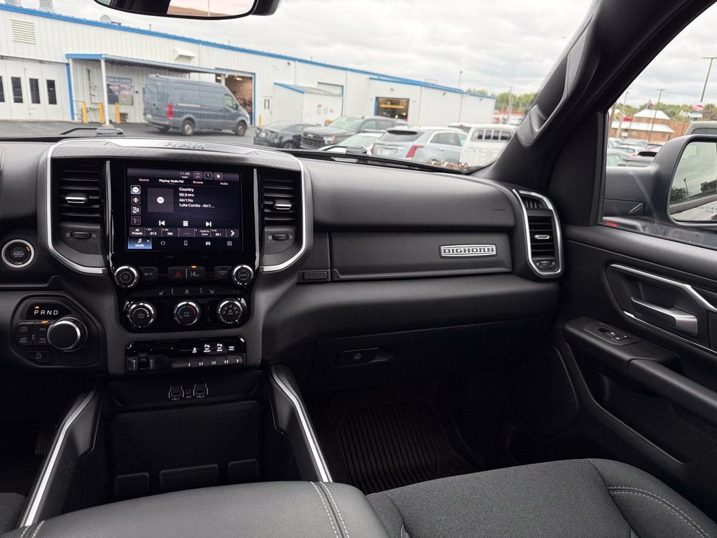 2025 RAM 1500 Big Horn Crew Cab 4x4 5'7' Box