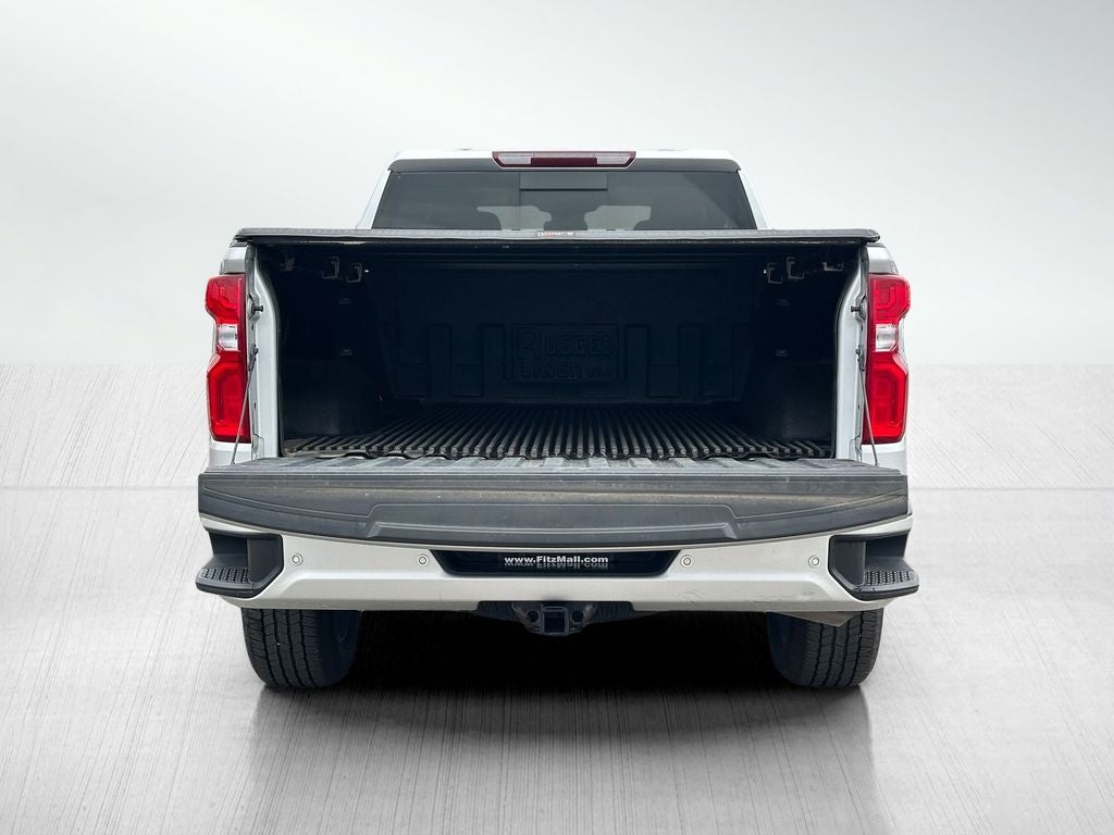 2022 Chevrolet Silverado 1500 4WD Crew Cab Standard Bed RST