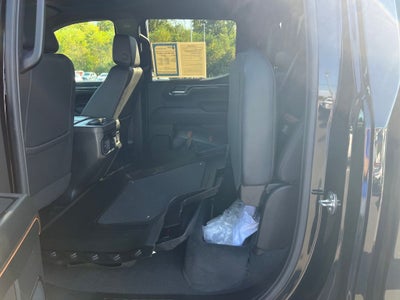 2023 GMC Sierra 1500 4WD Crew Cab Standard Box AT4