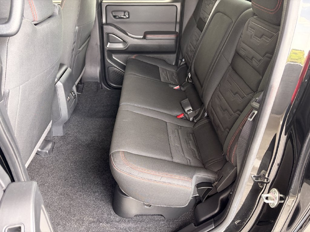 2023 Nissan Frontier Crew Cab PRO-4X 4x4