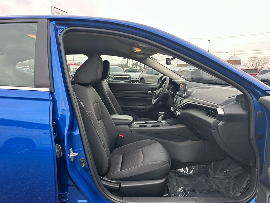 2023 Nissan Sentra SV Xtronic CVT