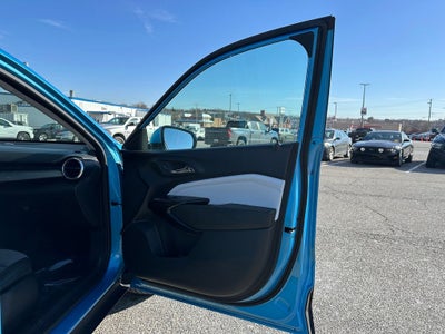 2025 Chevrolet Trax FWD LT