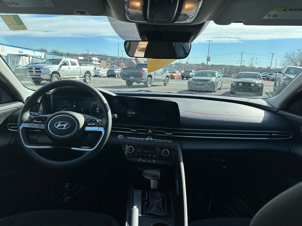 2024 Hyundai Elantra SEL