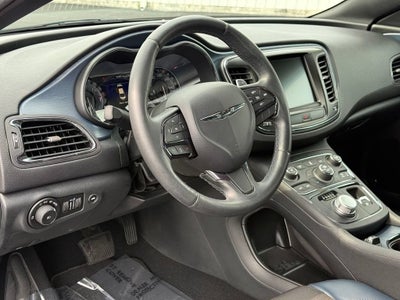2016 Chrysler 200 S