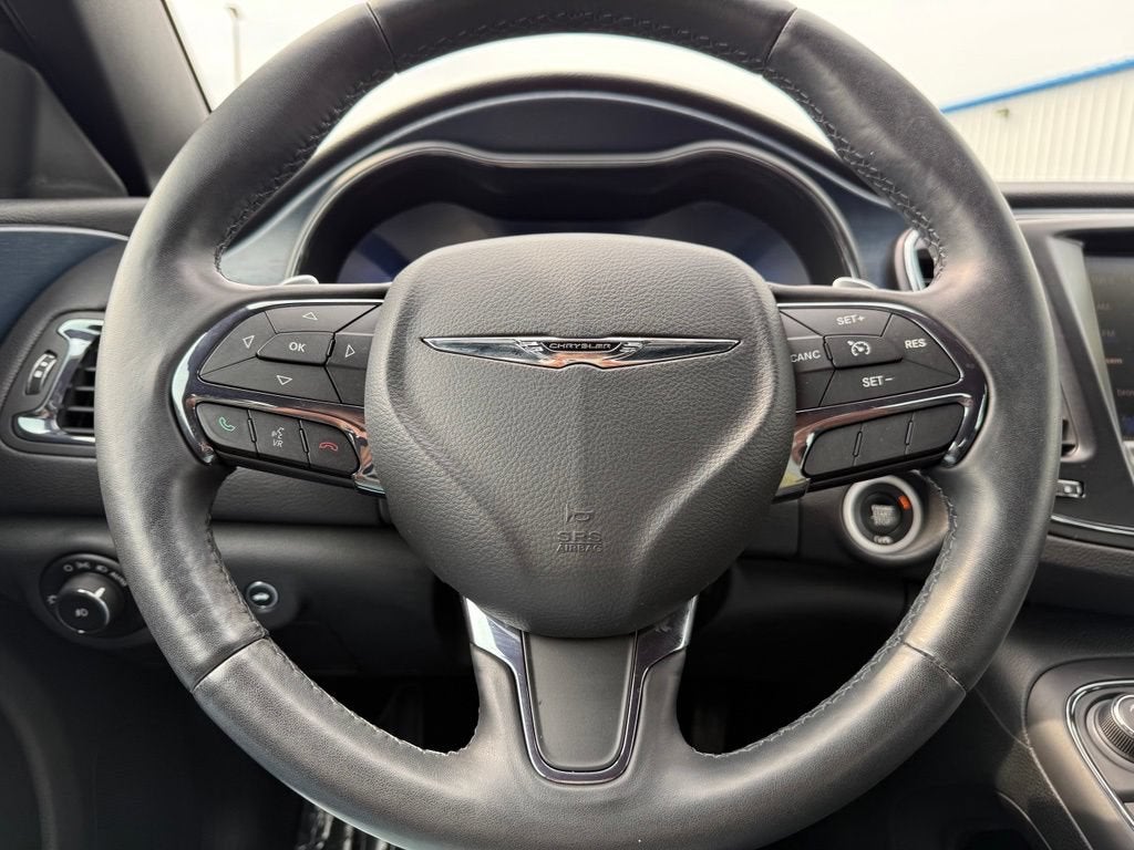 2016 Chrysler 200 S