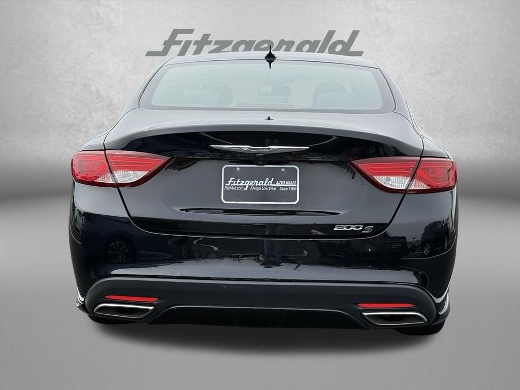 2016 Chrysler 200 S
