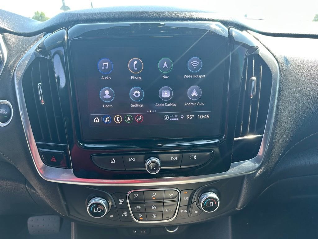 2022 Chevrolet Traverse LT Leather