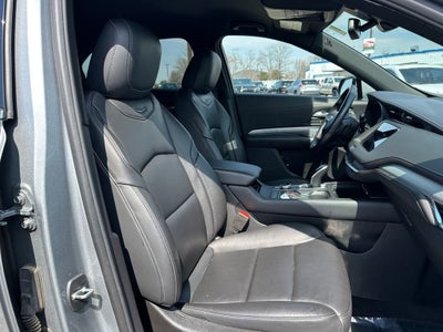 2023 Cadillac XT4 Premium Luxury
