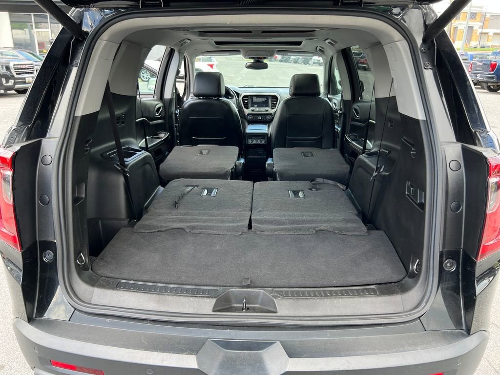 2021 GMC Acadia AT4