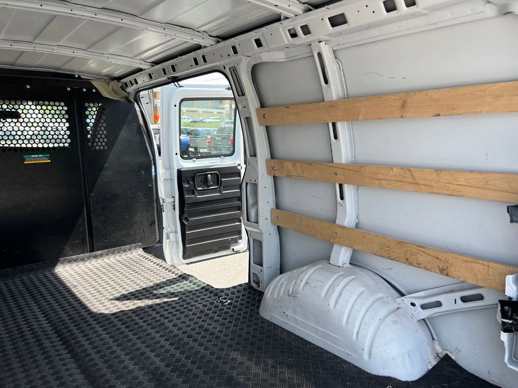 2024 GMC Savana Cargo 2500 Work Van