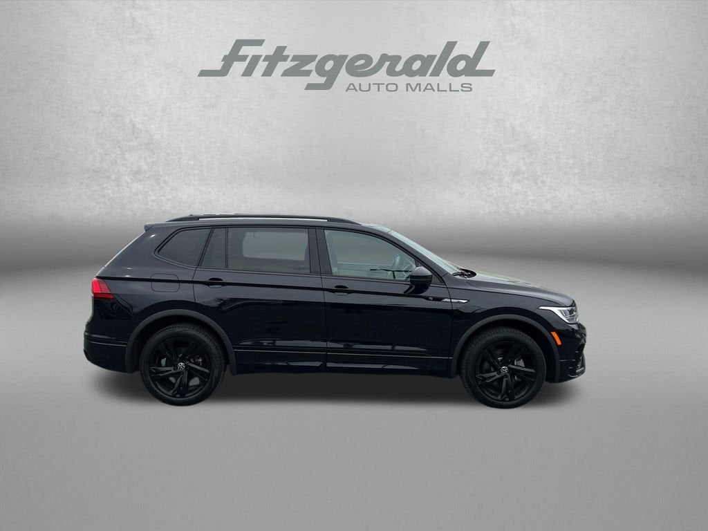 2024 Volkswagen Tiguan SE R-Line Black