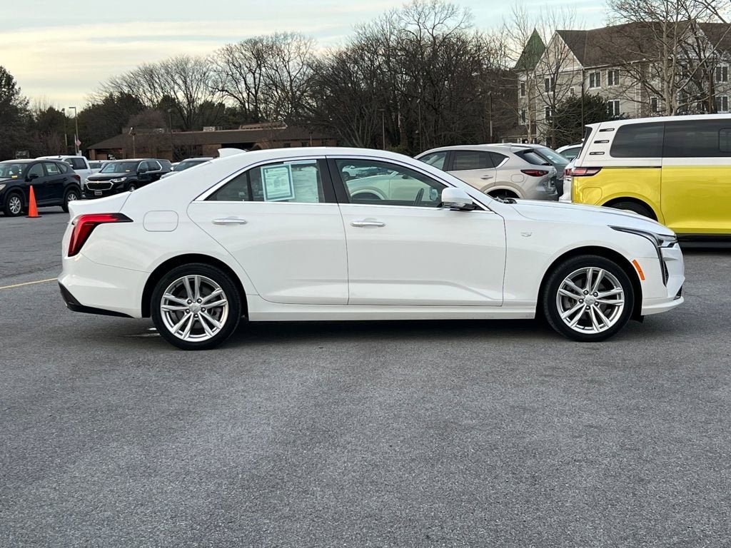 2023 Cadillac CT4 Luxury