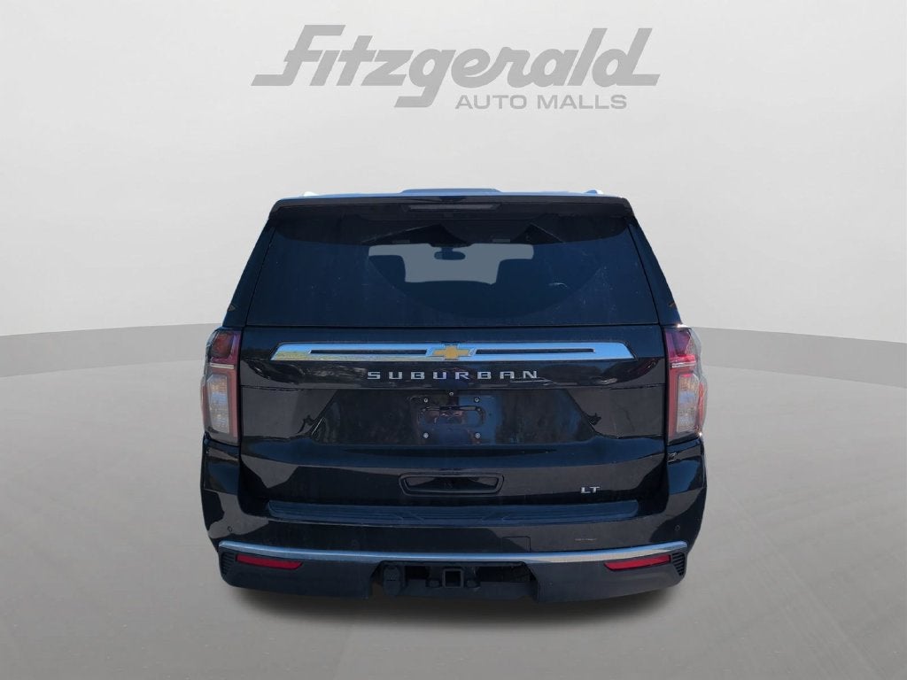 2023 Chevrolet Suburban LT