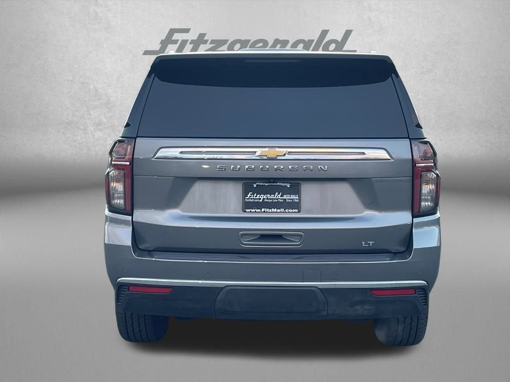 2022 Chevrolet Suburban LT