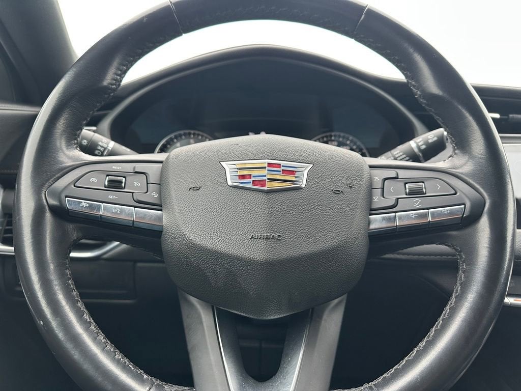 2021 Cadillac XT4 Premium Luxury