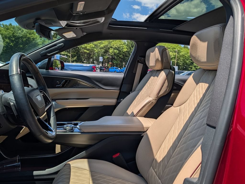 2024 Cadillac LYRIQ Sport 3