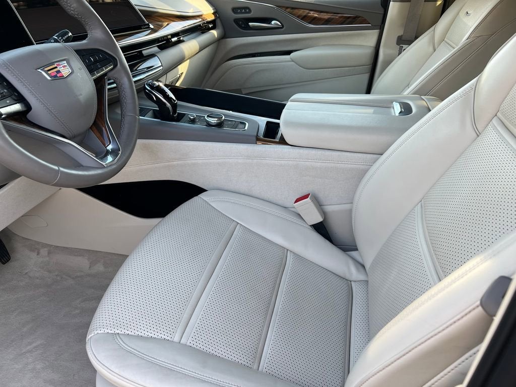 2024 Cadillac Escalade ESV Sport Platinum