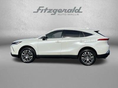 2022 Toyota Venza LE