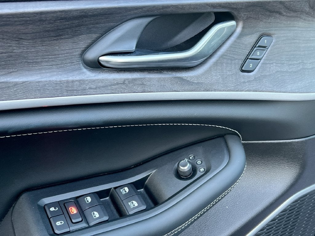 2026 Jeep Grand Cherokee Limited Reserve