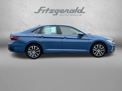 2025 Volkswagen Jetta SE