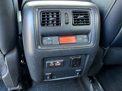 2020 Nissan Pathfinder Platinum